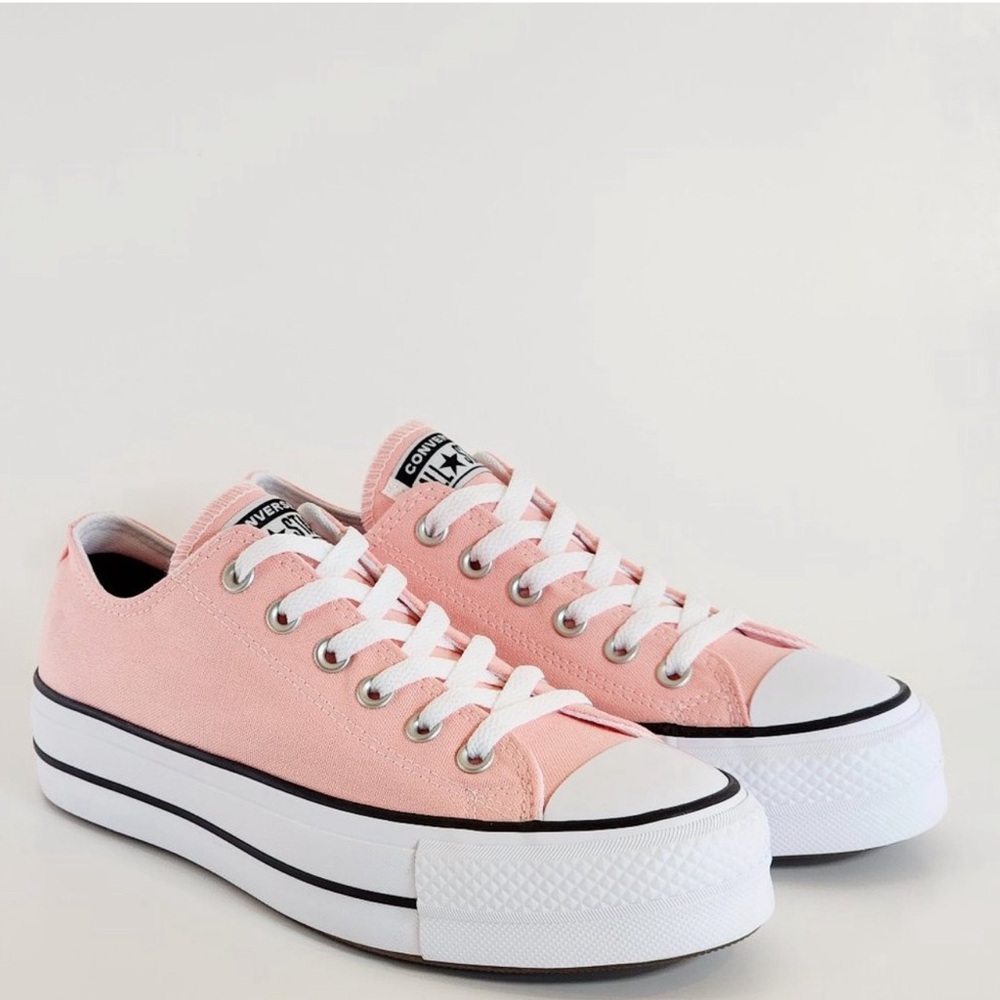 Converse CTAS Lift Ox Bleached Coral Canvas Women's Platform Sneaker A09958C NWT